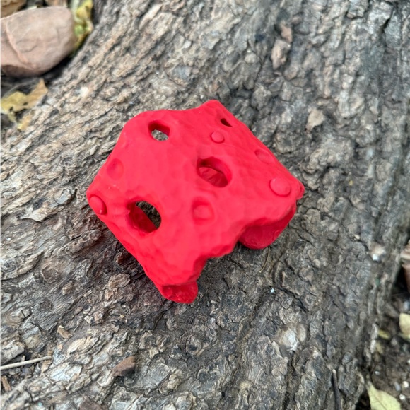 🌺Red Bracelet ❤️ Cuff💋 Holes 🌹Design - Picture 5 of 9